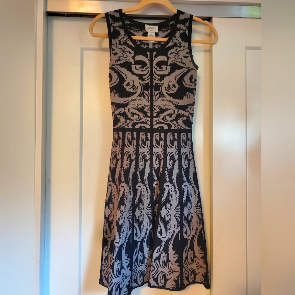 Carmen Knit Dress Size XS from Neiman Marcus Black and Gray